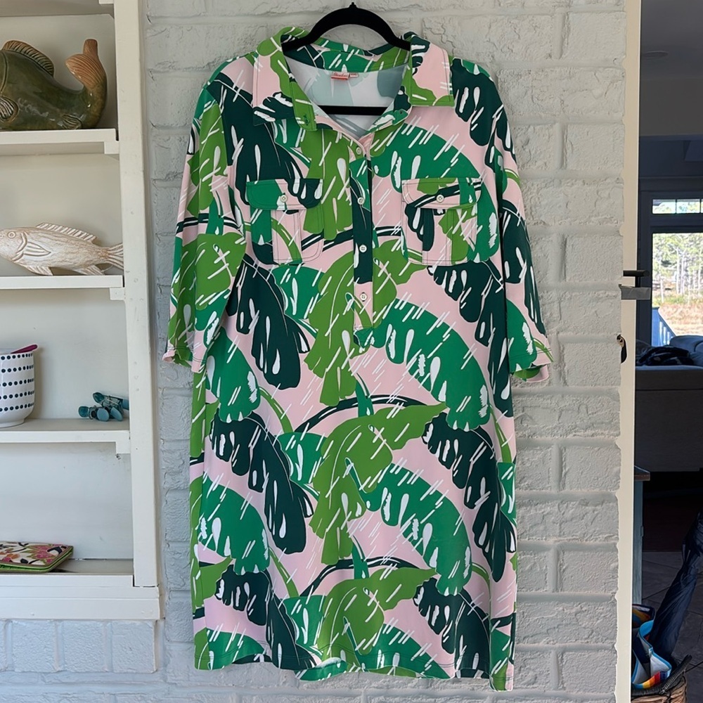 Persifor Winpenny Green and Pink Palm Leaf ShirtDress size XXL